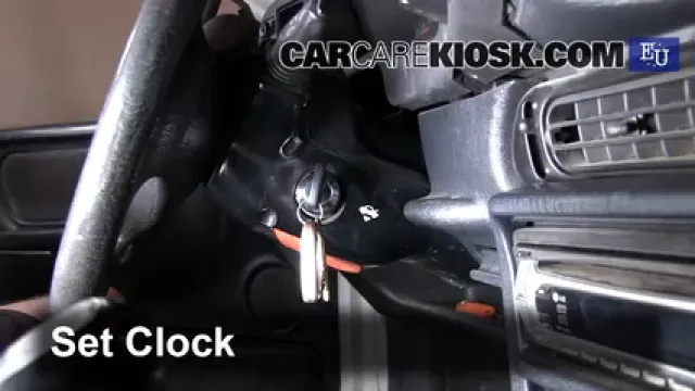 1994 Ford Scorpio GL 2.0L 4 Cyl. Horloge Régler l'horloge